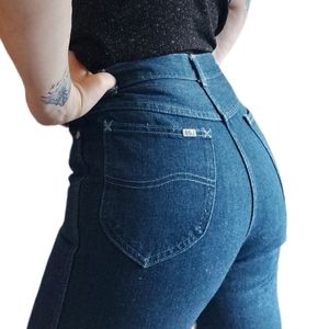 COPY - Vintage Lee High Rise Straight Jean